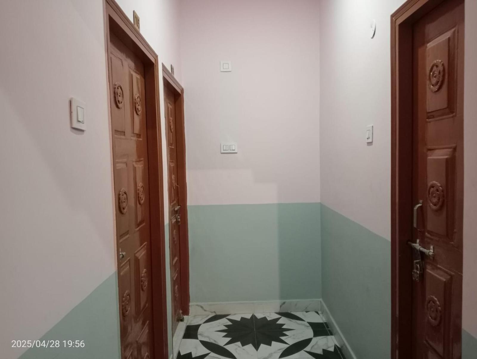 Hotel Vishwa Residency ปัฏนา ภายนอก รูปภาพ